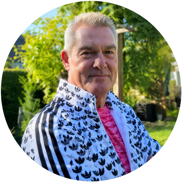Falko, Gastgeber der KI-Community